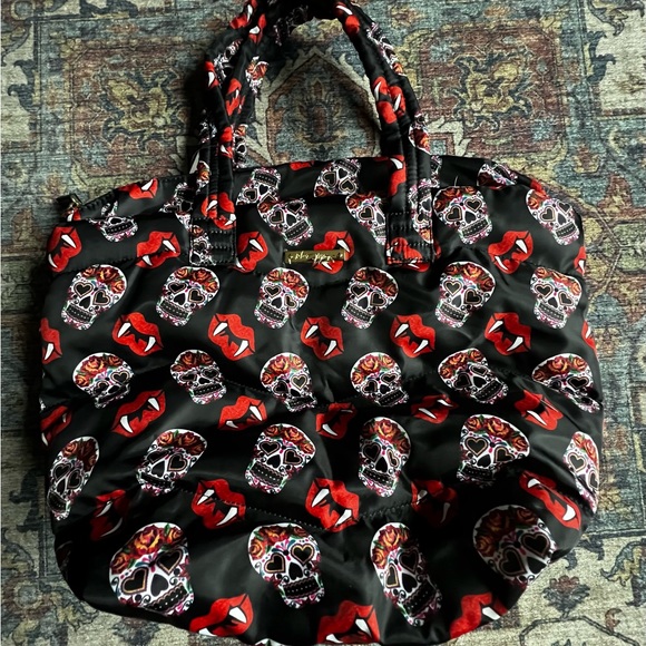 BNWT BETSWY JOHNSON skull/vampire tote - Picture 1 of 4